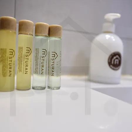 Campoamor Centro - Coqueto Con Wifi. * Oviede