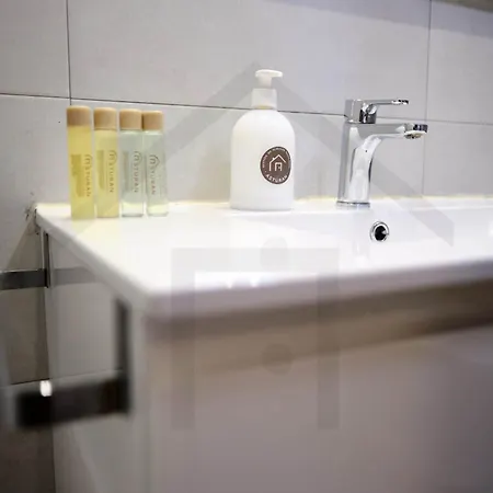 Daire Campoamor Centro - Coqueto Con Wifi. *